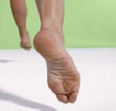 http://www.newtonrunning.com/cdn/shop/articles/barefoot-running_1024x1024.jpg?v=1543354076